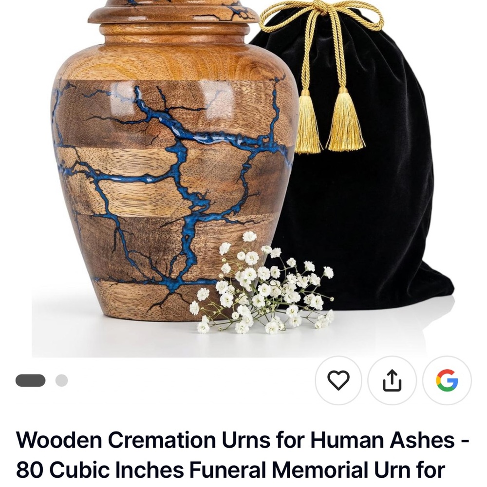 Wooden urn